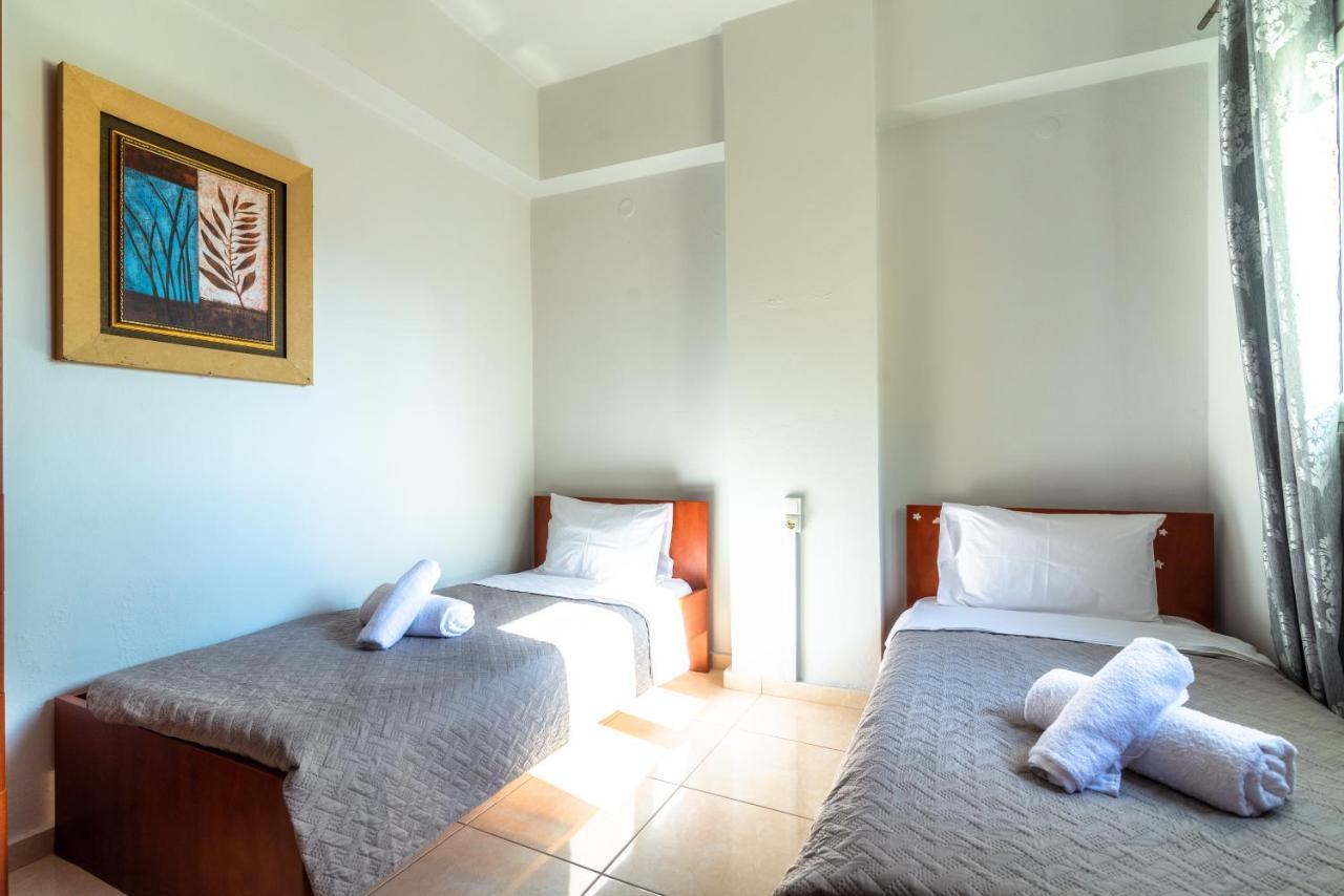 Spacious House With Seaview 이라클리온 외부 사진